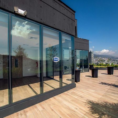 Hampton By Hilton Quito La Carolina Park Hotel ภายนอก รูปภาพ