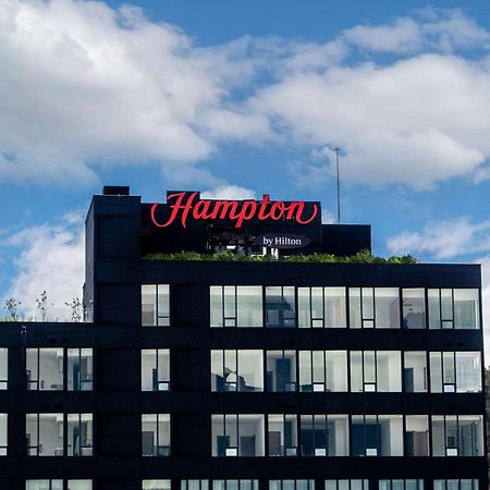 Hampton By Hilton Quito La Carolina Park Hotel ภายนอก รูปภาพ