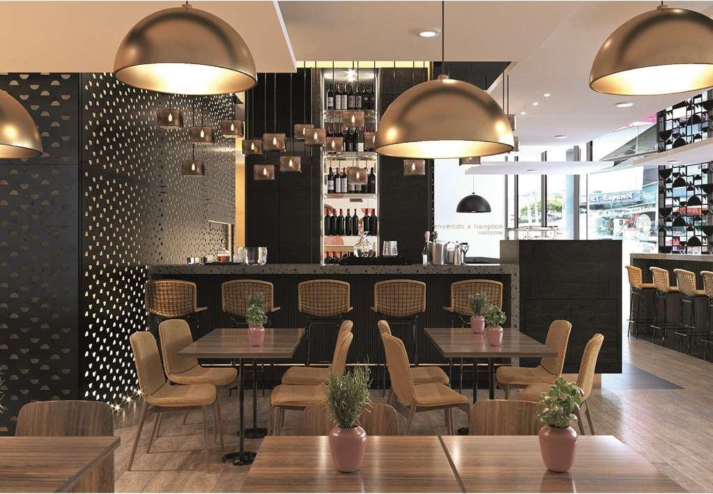 Hampton By Hilton Quito La Carolina Park Hotel ร้านอาหาร รูปภาพ