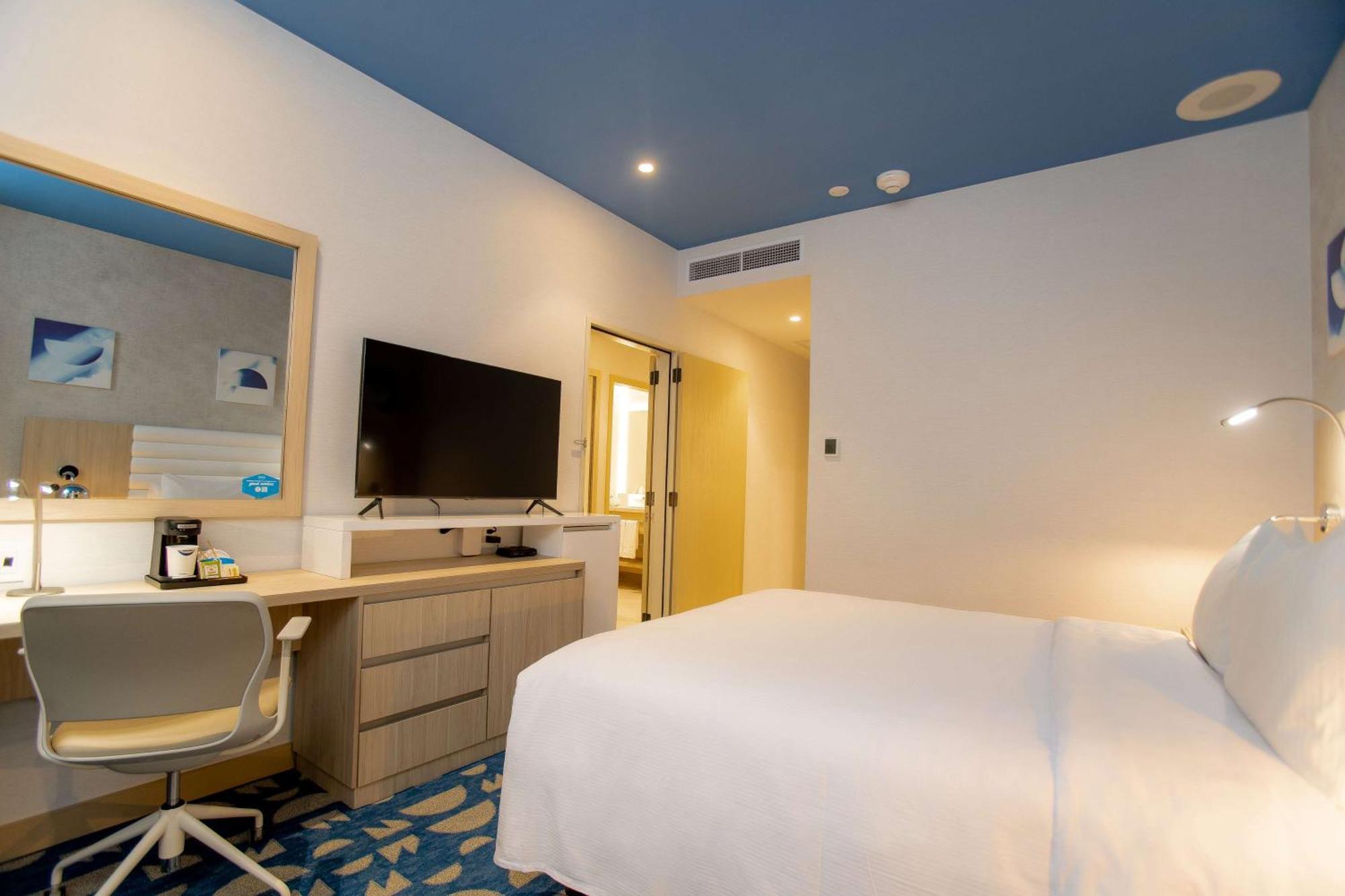 Hampton By Hilton Quito La Carolina Park Hotel ภายนอก รูปภาพ