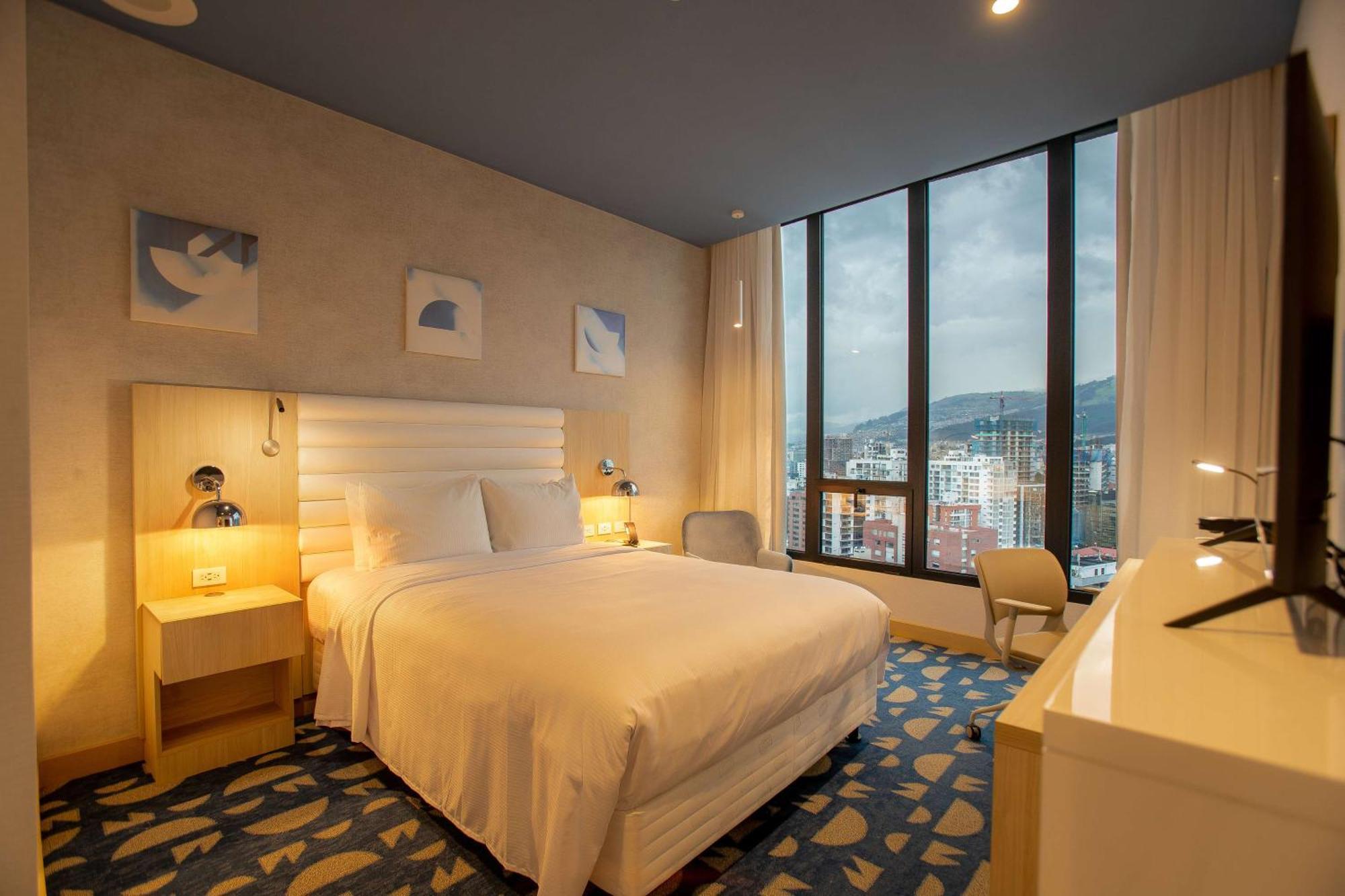 Hampton By Hilton Quito La Carolina Park Hotel ภายนอก รูปภาพ
