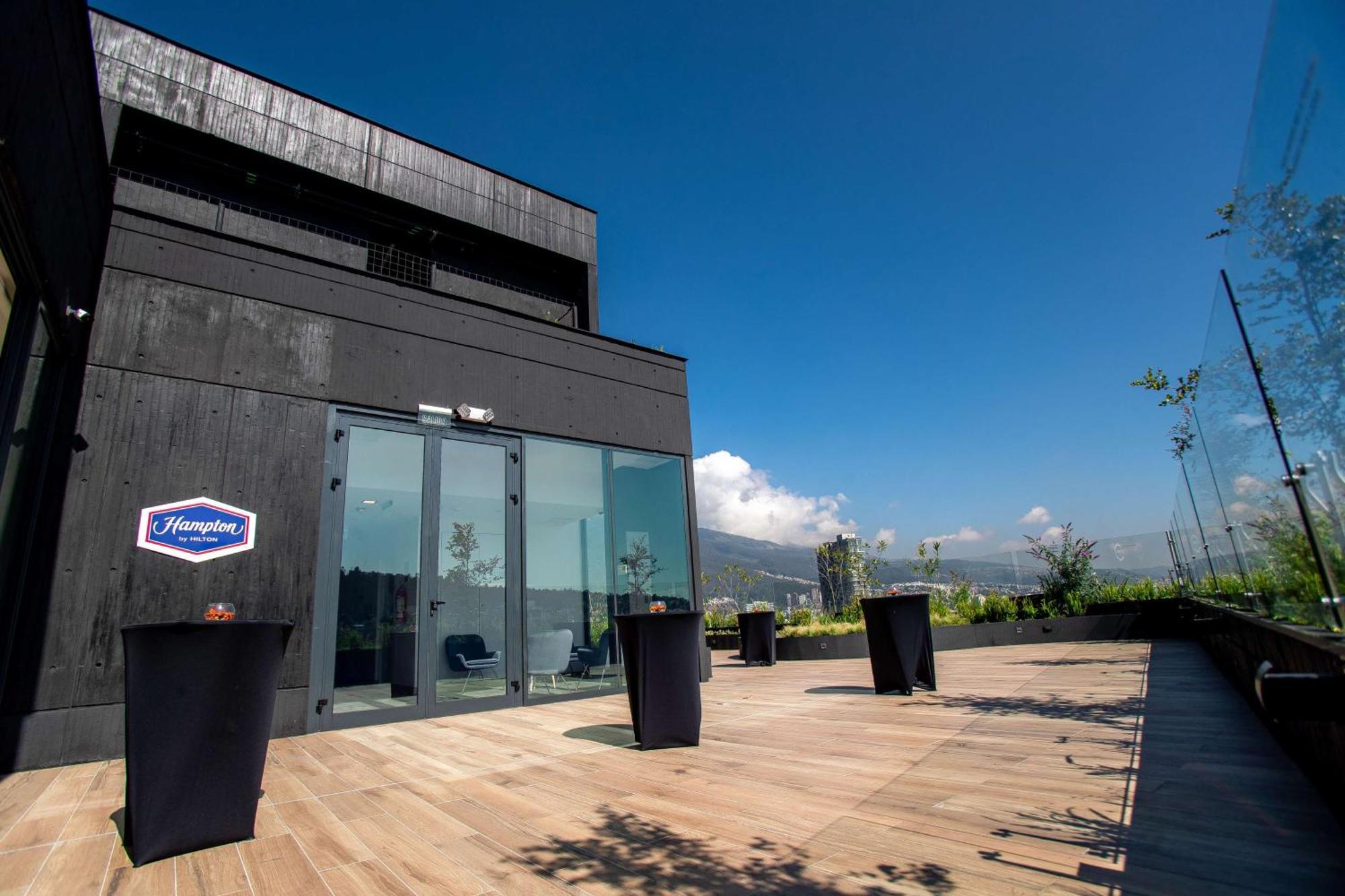 Hampton By Hilton Quito La Carolina Park Hotel ภายนอก รูปภาพ