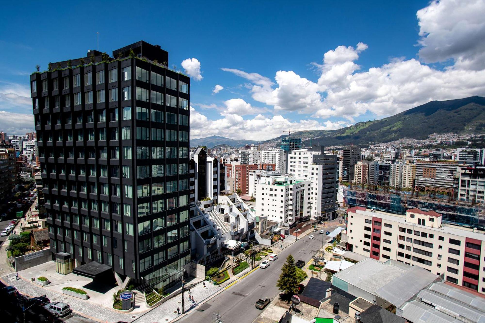 Hampton By Hilton Quito La Carolina Park Hotel ภายนอก รูปภาพ